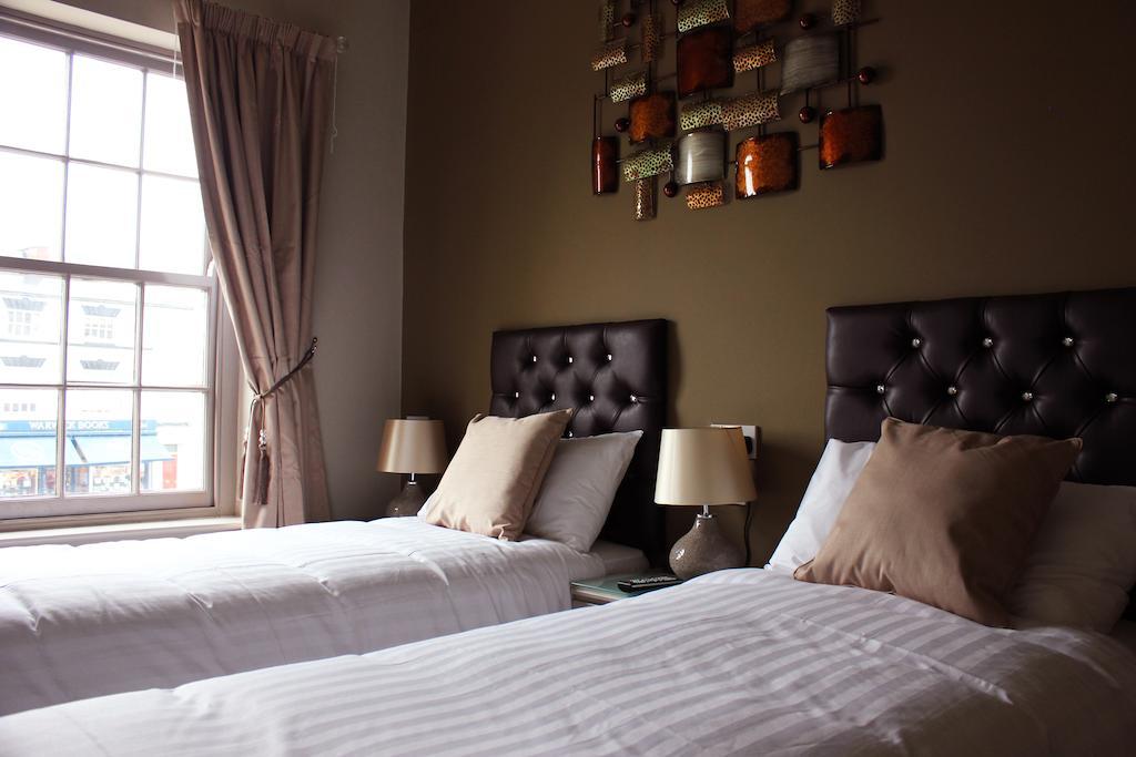 Hotel Tilted Wig Warwick  Pokój zdjęcie